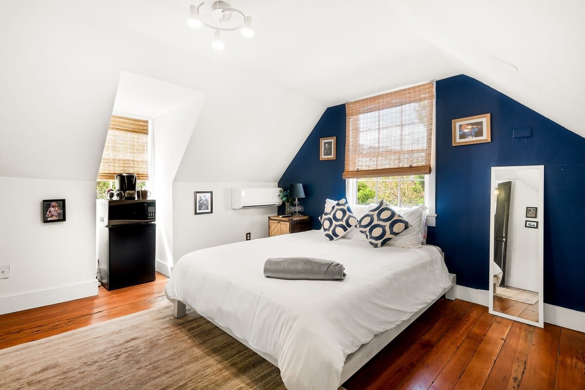 The Blues Room at Parson Inn