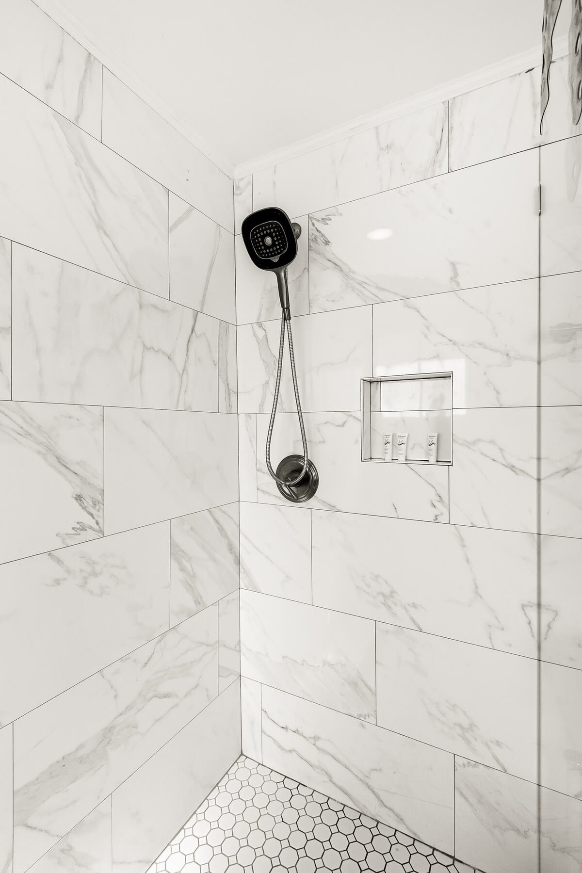 Large tiled walk in shower